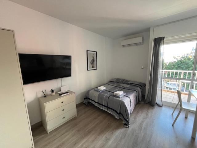 Estudio Vacacional 贝纳尔马德纳 外观 照片